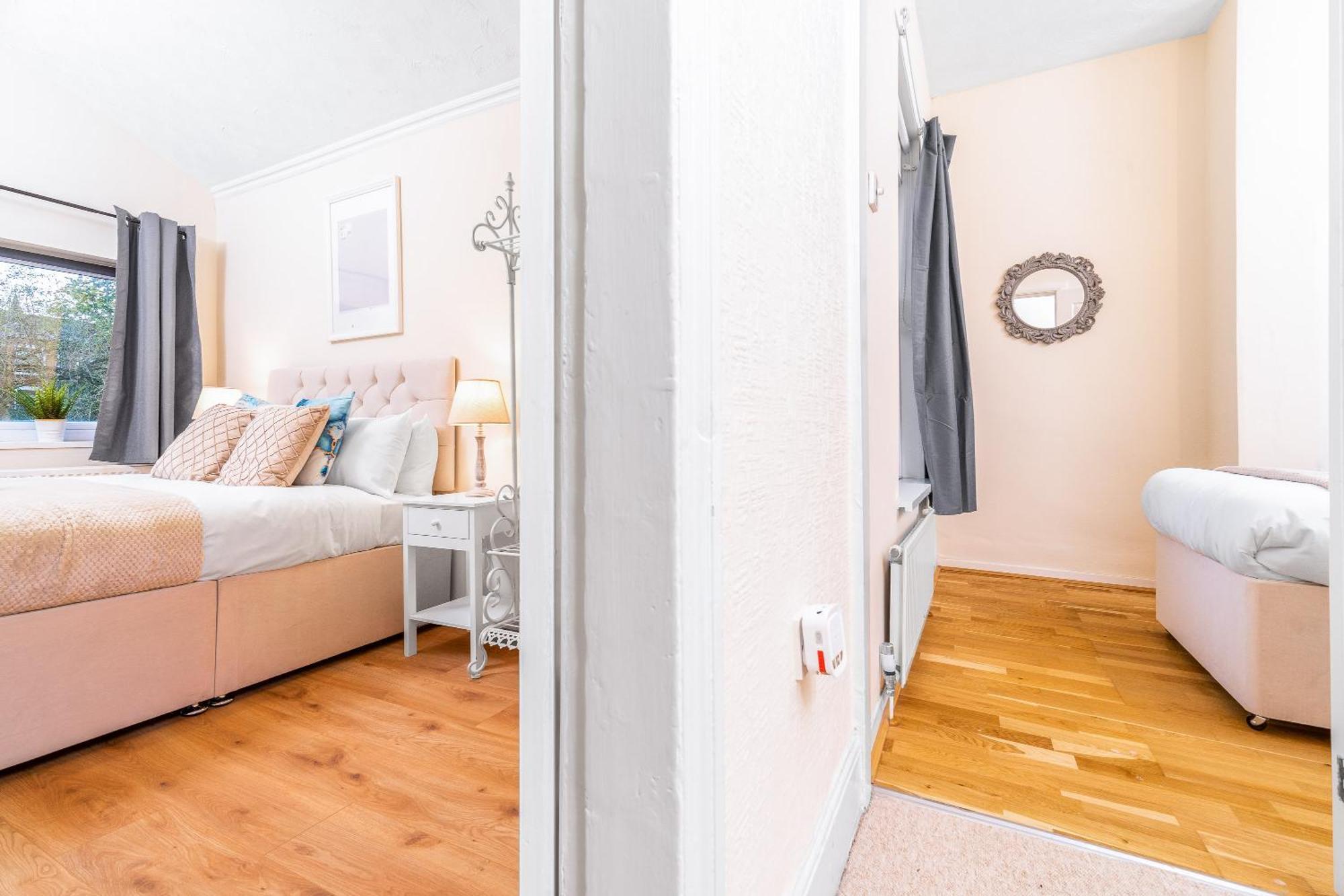 Luxury 3 Bedroom House - Harborne - Parking - Garden - Wifi & Netflix 122g