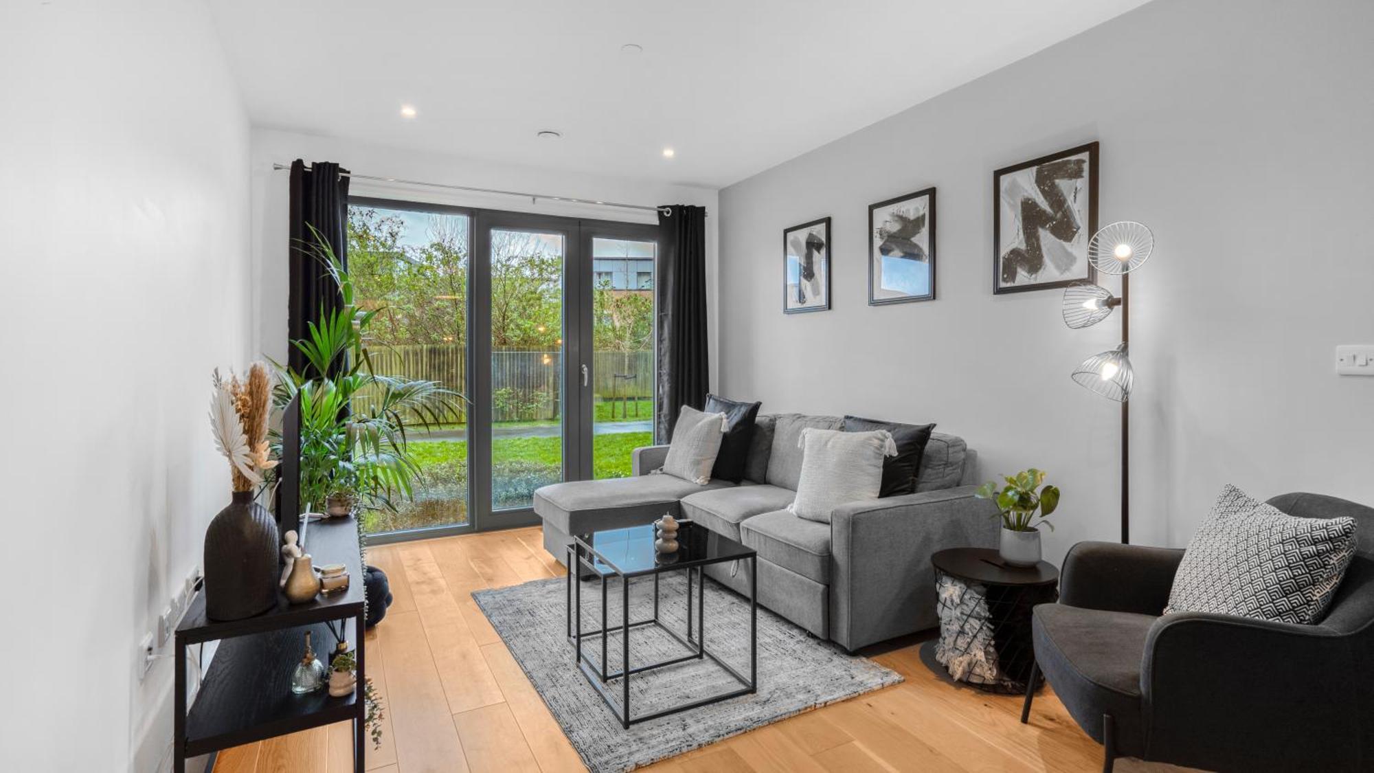 Axium Escape- 2 Bed Apartment, Centre * Birmingham