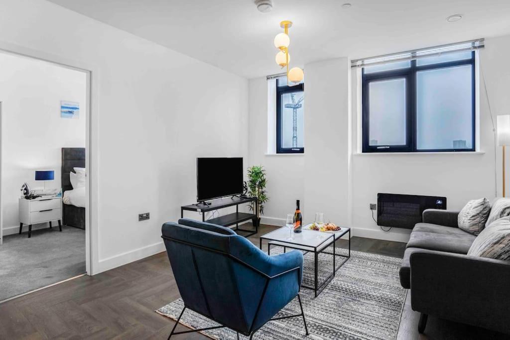 Luxury 2 Bedroom B5 Near China Town & O2 Apartment Birmingham