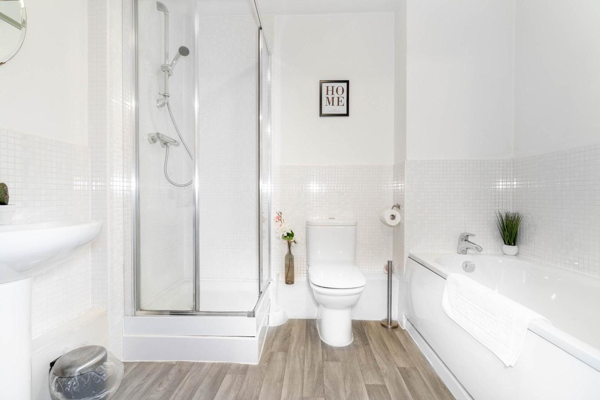 Apartment Centre - Balcony - Netflix - Park Facing 38akw *