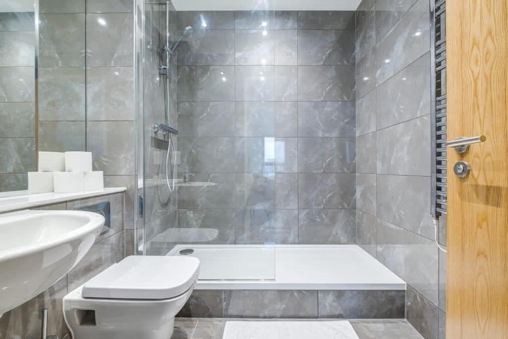 Holiday home Serene Luxury: 5-star City Centre With Netflix & Fast Wi-fi *
