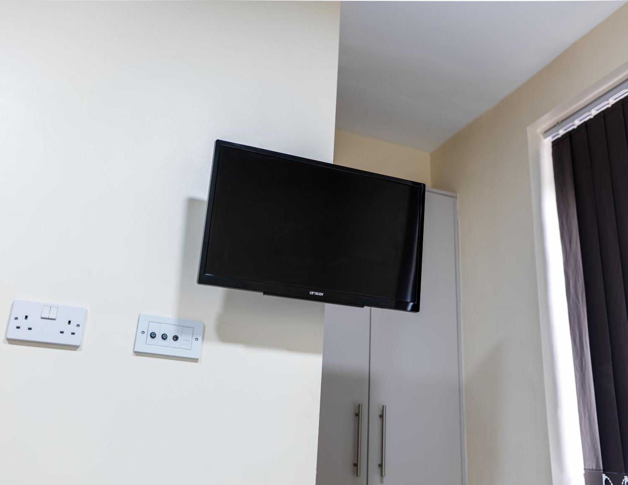 Private With Private Bathrooms In Selly Oak * Birmingham