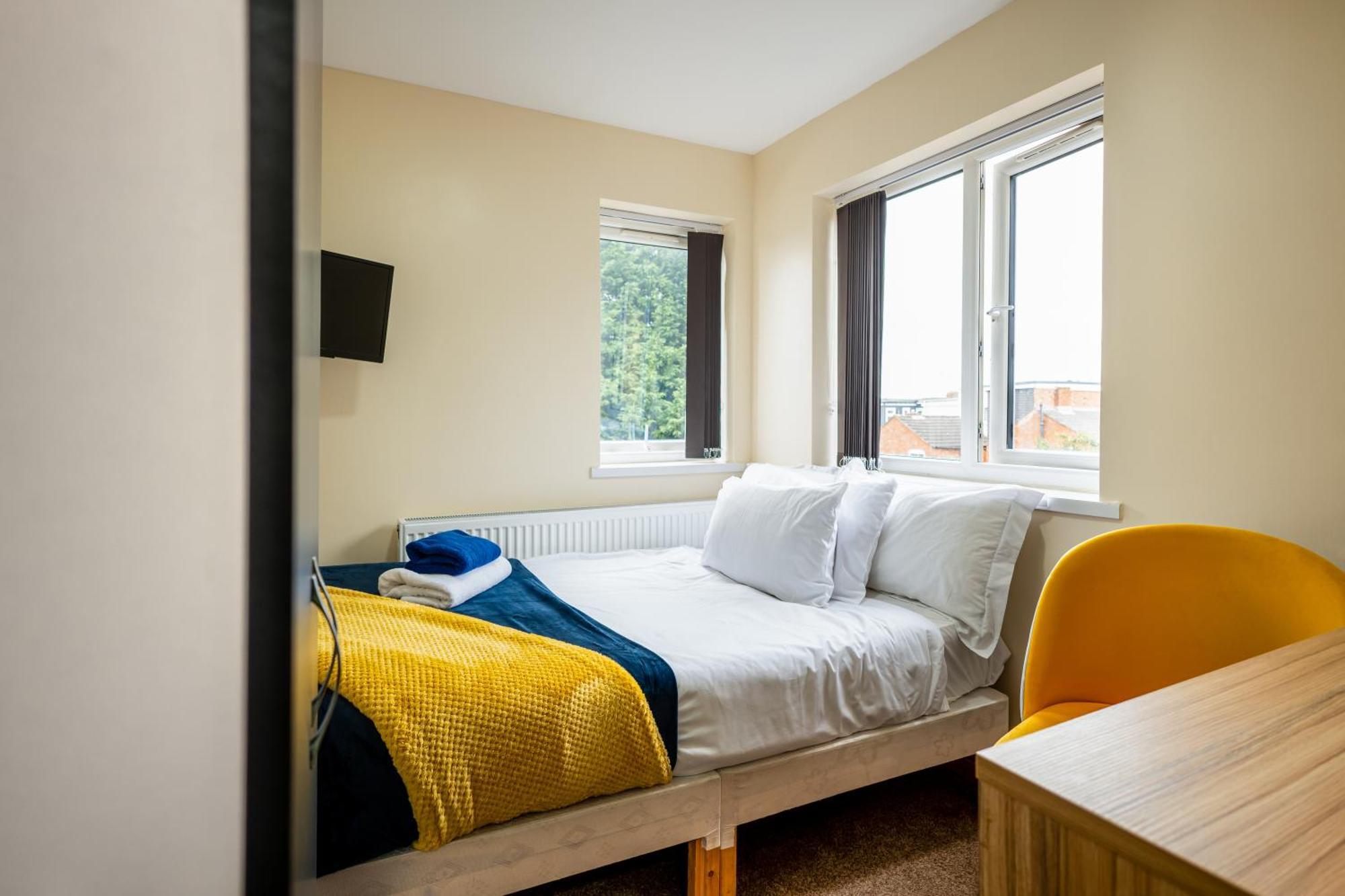 Private With Private Bathrooms In Selly Oak Birmingham