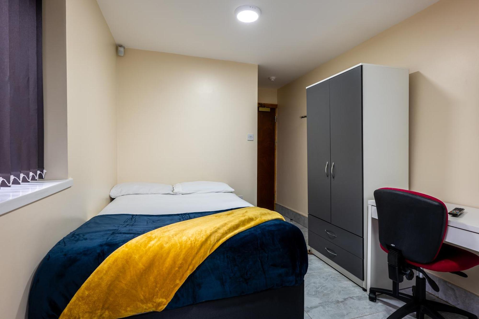 Private With Private Bathrooms In Selly Oak *