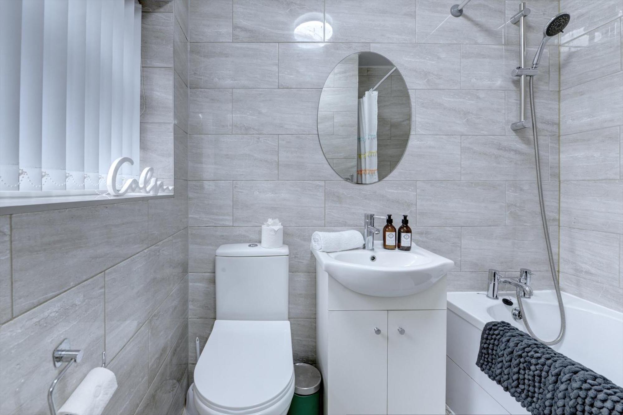 Merrivale House Apartment