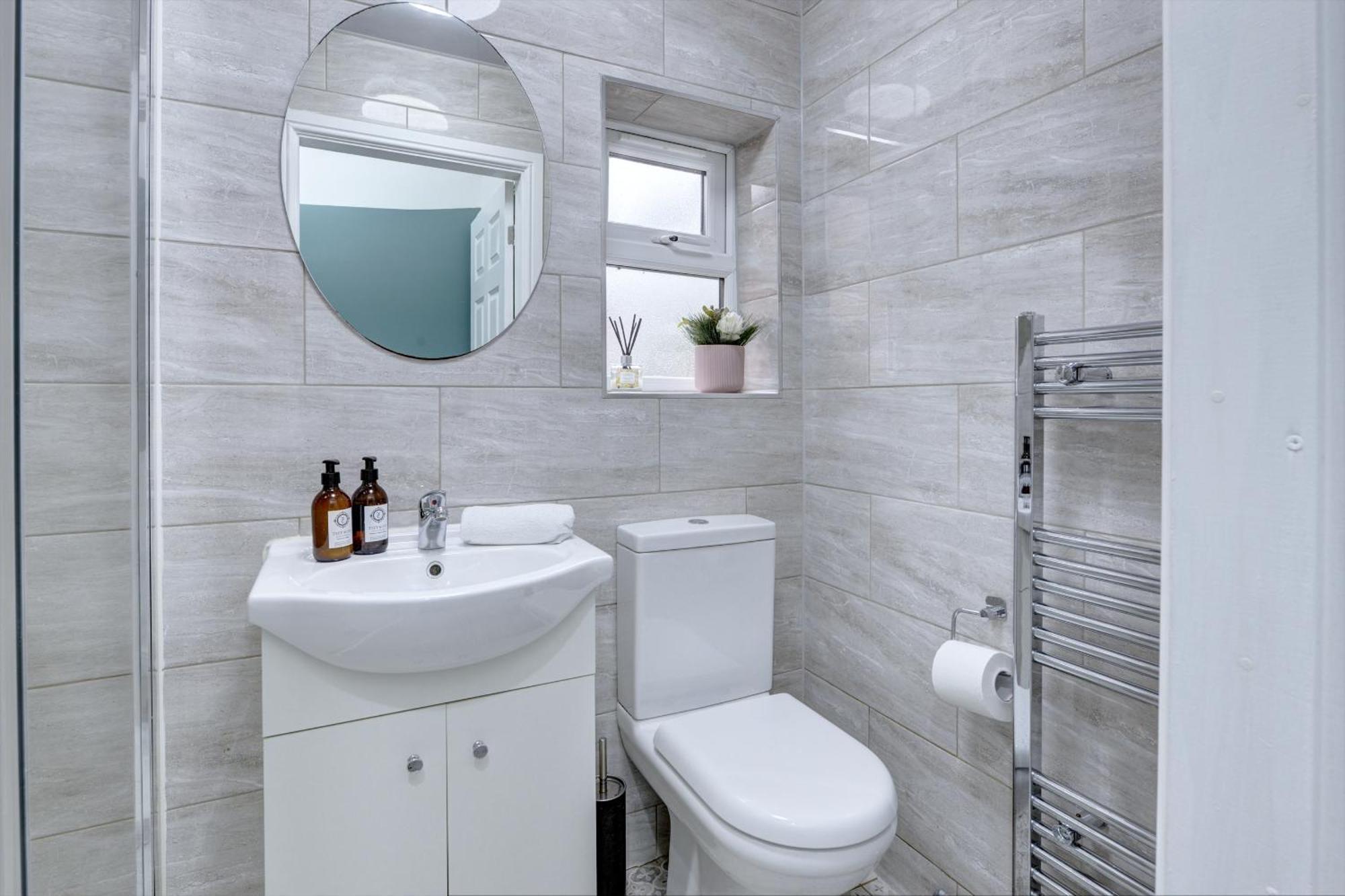 Merrivale House Apartment