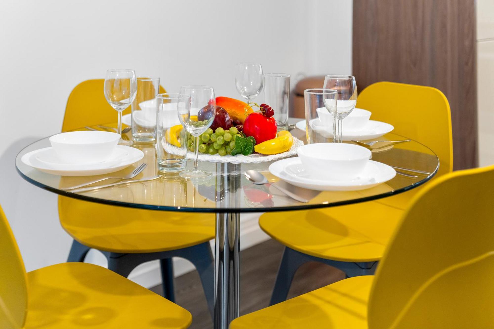 Apartment New Luxe - Secure Parking - Centre - Netflix - Wifi - Rated - 54m