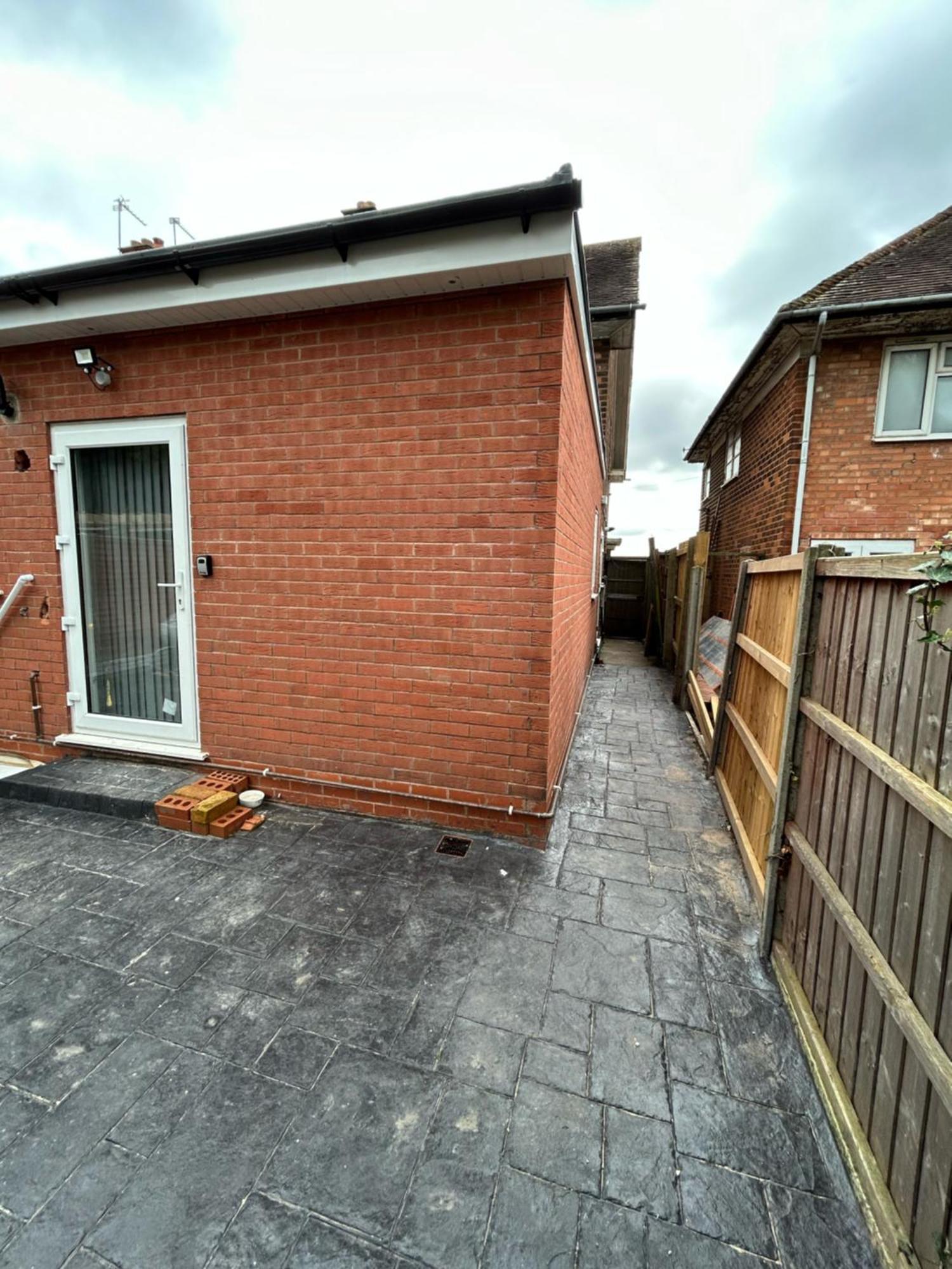 Peaceful - Near Nec, Bhx Airport. Apartment