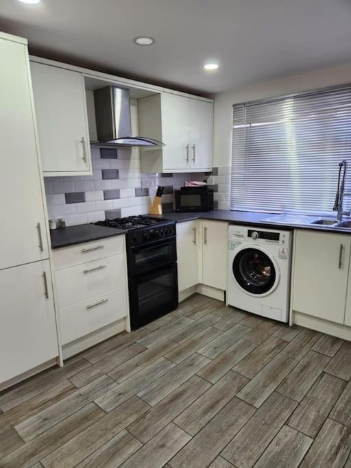3 Bedroom House - Centre