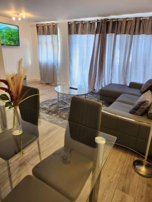 3 Bedroom House - Centre Holiday home *