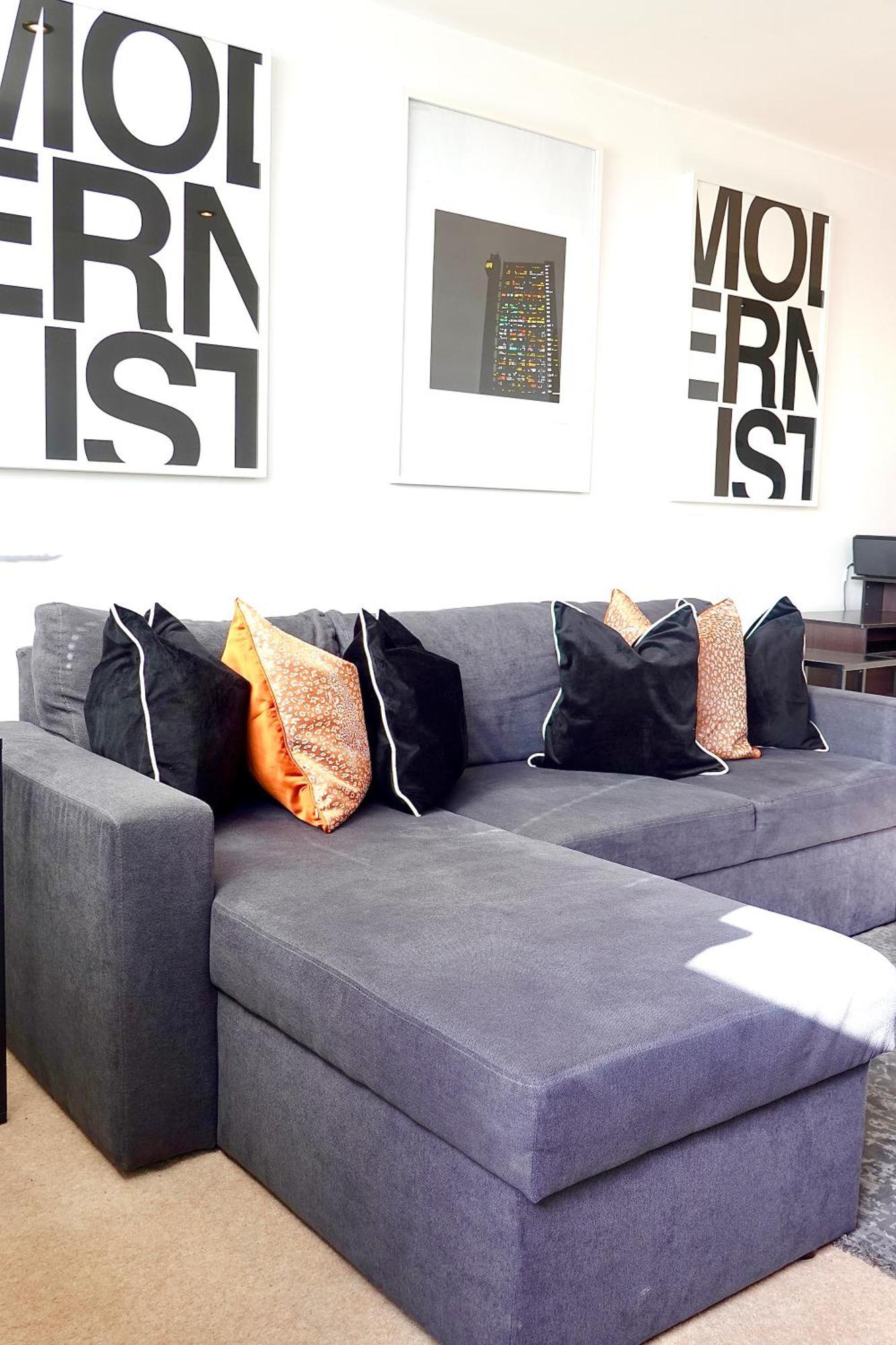Modern Luxurious Apartment
