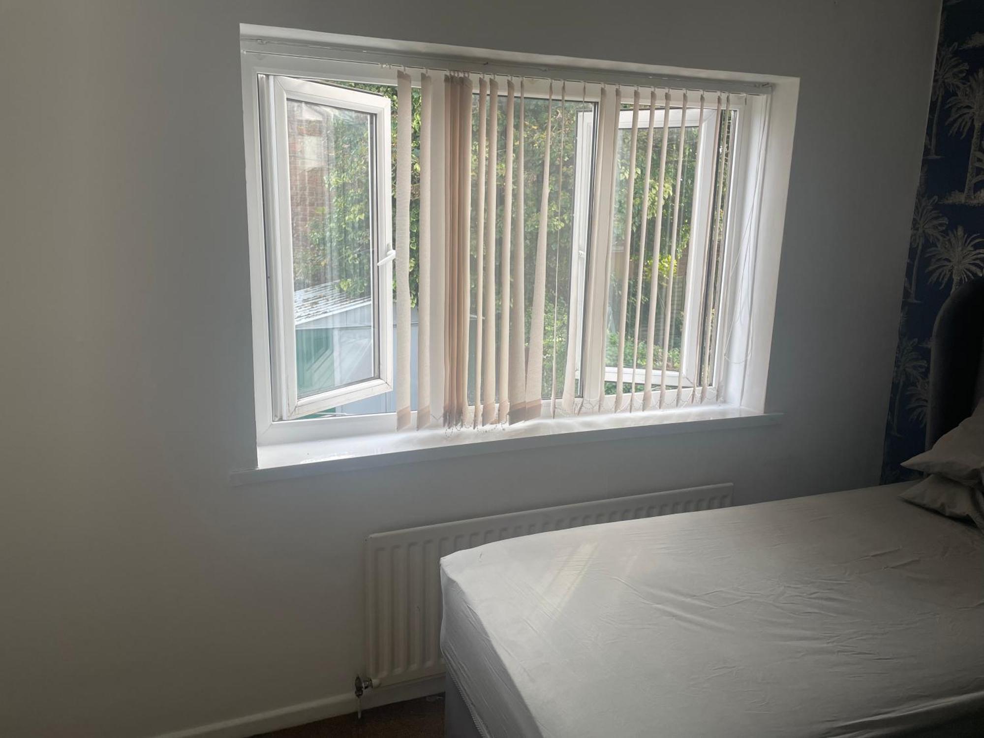 4 Bed Comfy House In Holiday home Birmingham