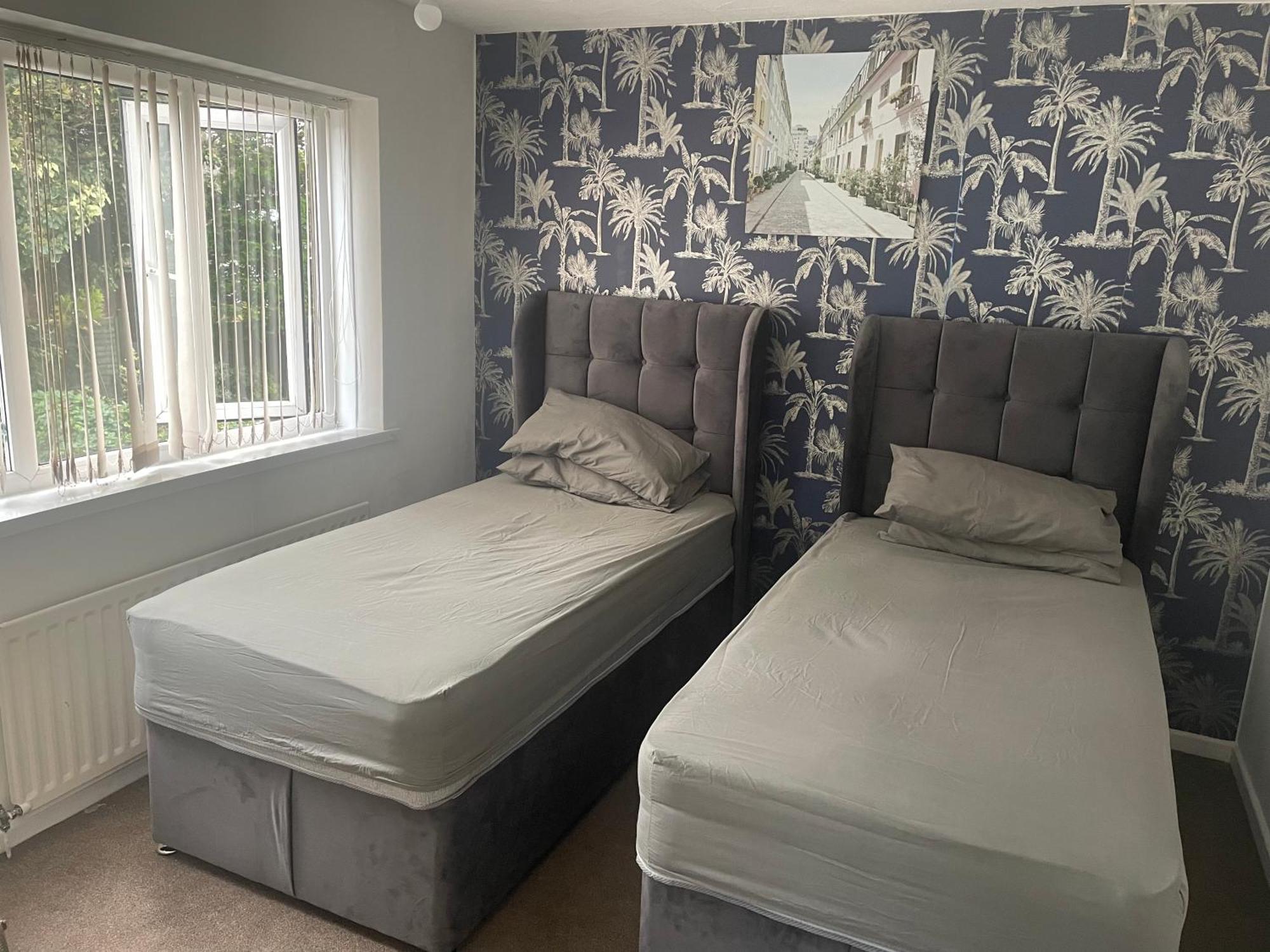 4 Bed Comfy House In Holiday home