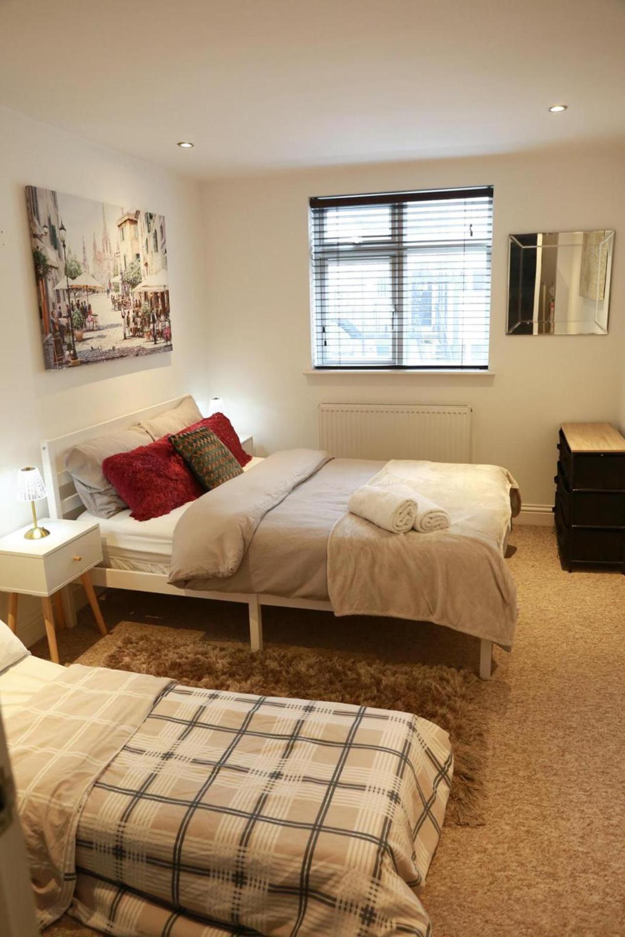 Apartment In New Street