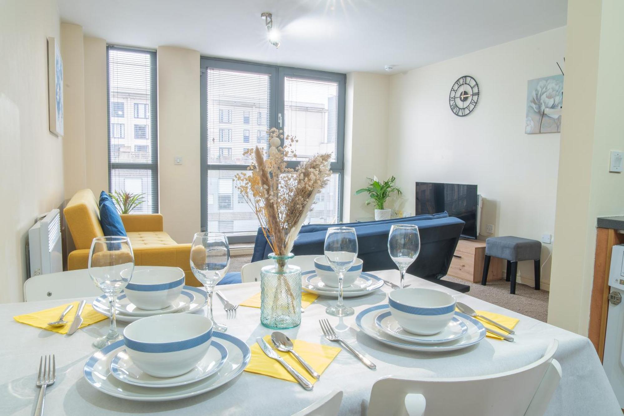 In Our Stylish Flat! & Secure Building & Sleeps Up To 4 * Birmingham