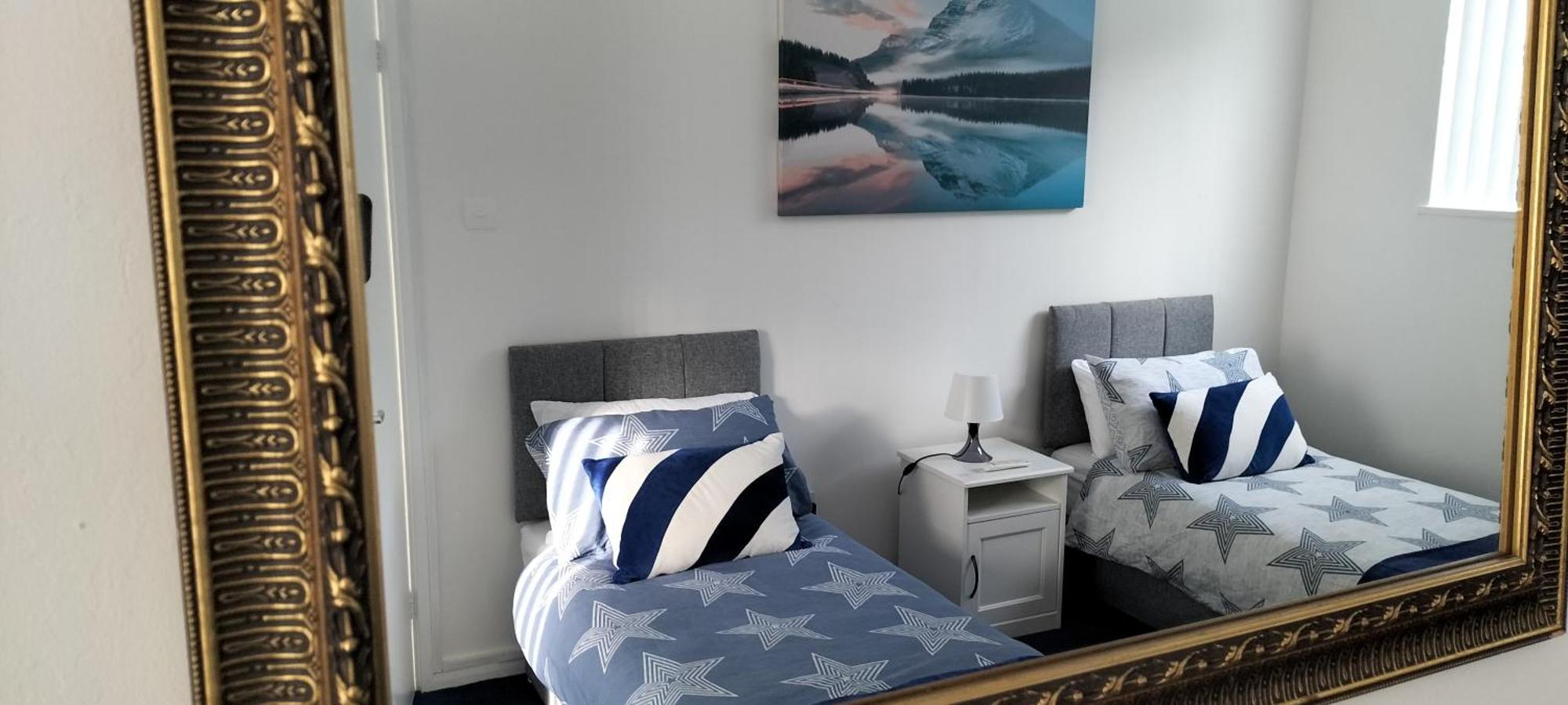 Leeson House In Harborne, Near Botanical Gardens, Queen Elizabeth Hospital, University, Utilita Arena, Edgbaston Cricket Ground, Cadbury World And The Mac, With Free Parking * Birmingham