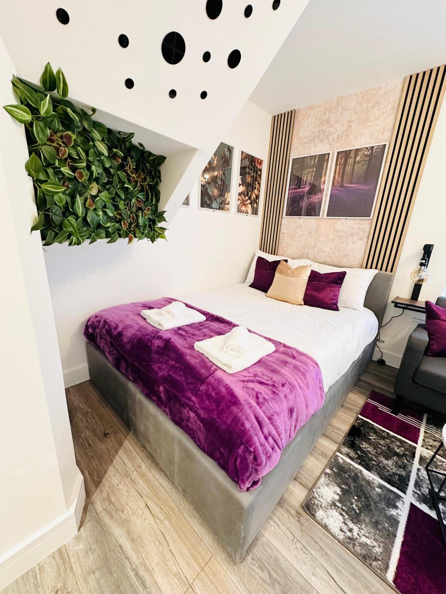 R3 - Newly Renovated Luxury Private En-suite In Harborne Park Road - * Birmingham
