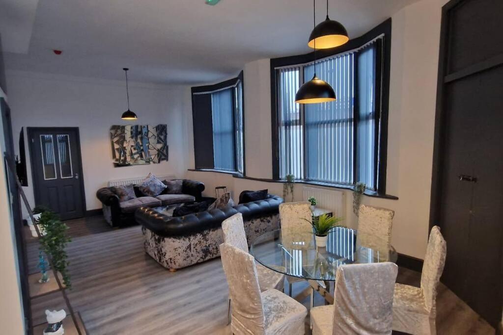 Holiday home Modern 7-br Retreat Ensuite Birmingham