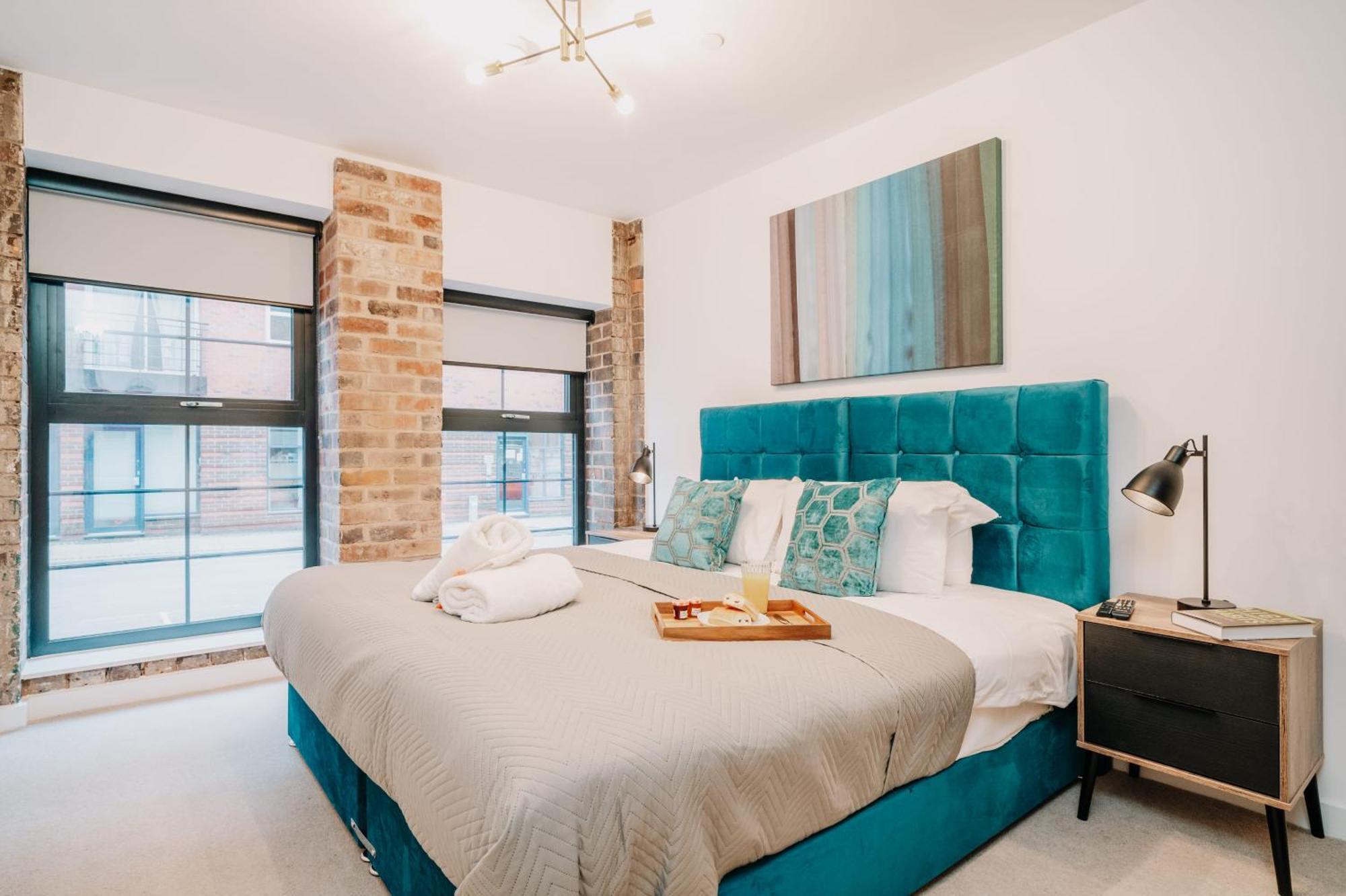 Restored Grade Ii Stunning Gem, Centre, Fast Wifi, Contractors, Family Birmingham