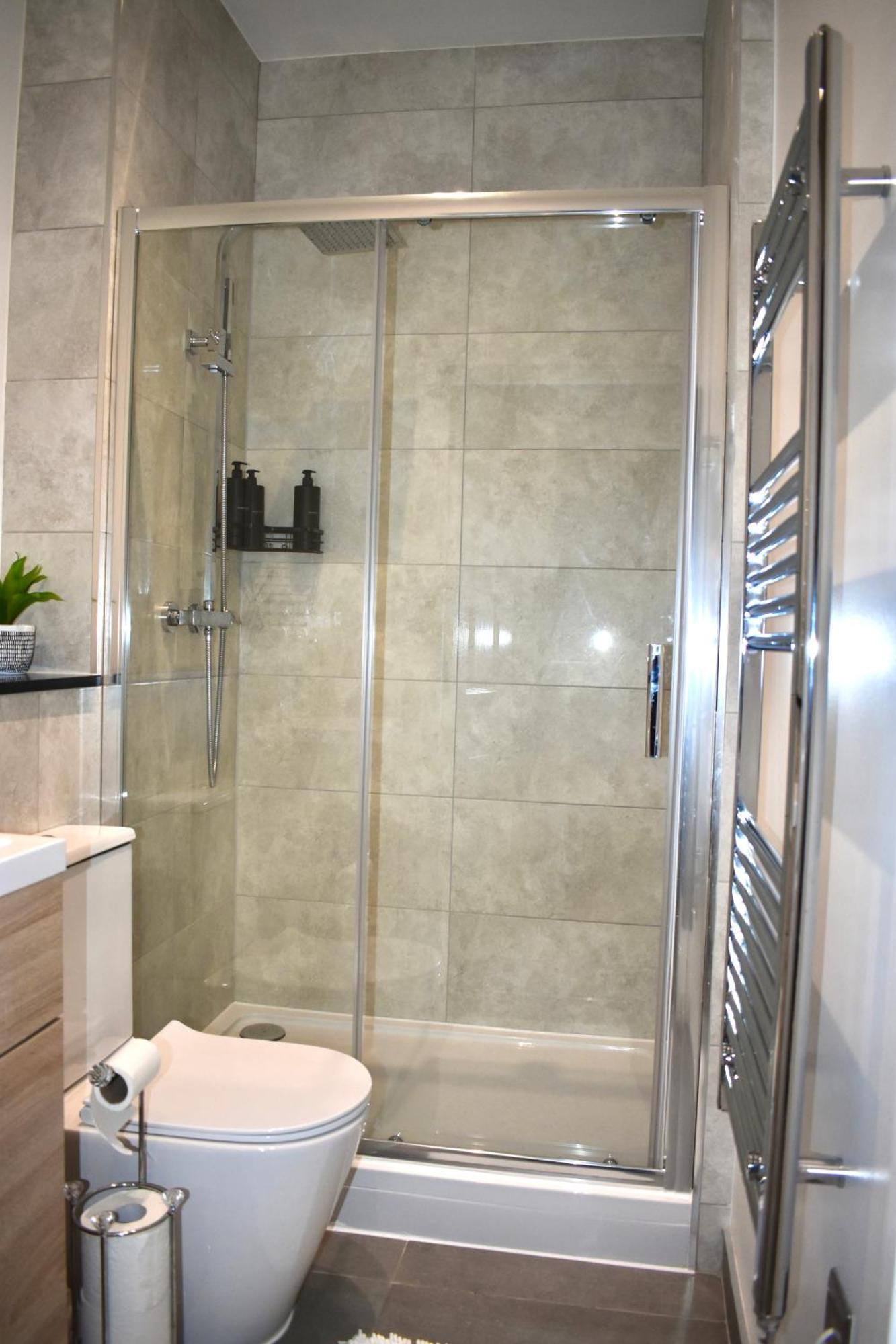 Apartment Luxury Jq 2 Bed Flat, Parking