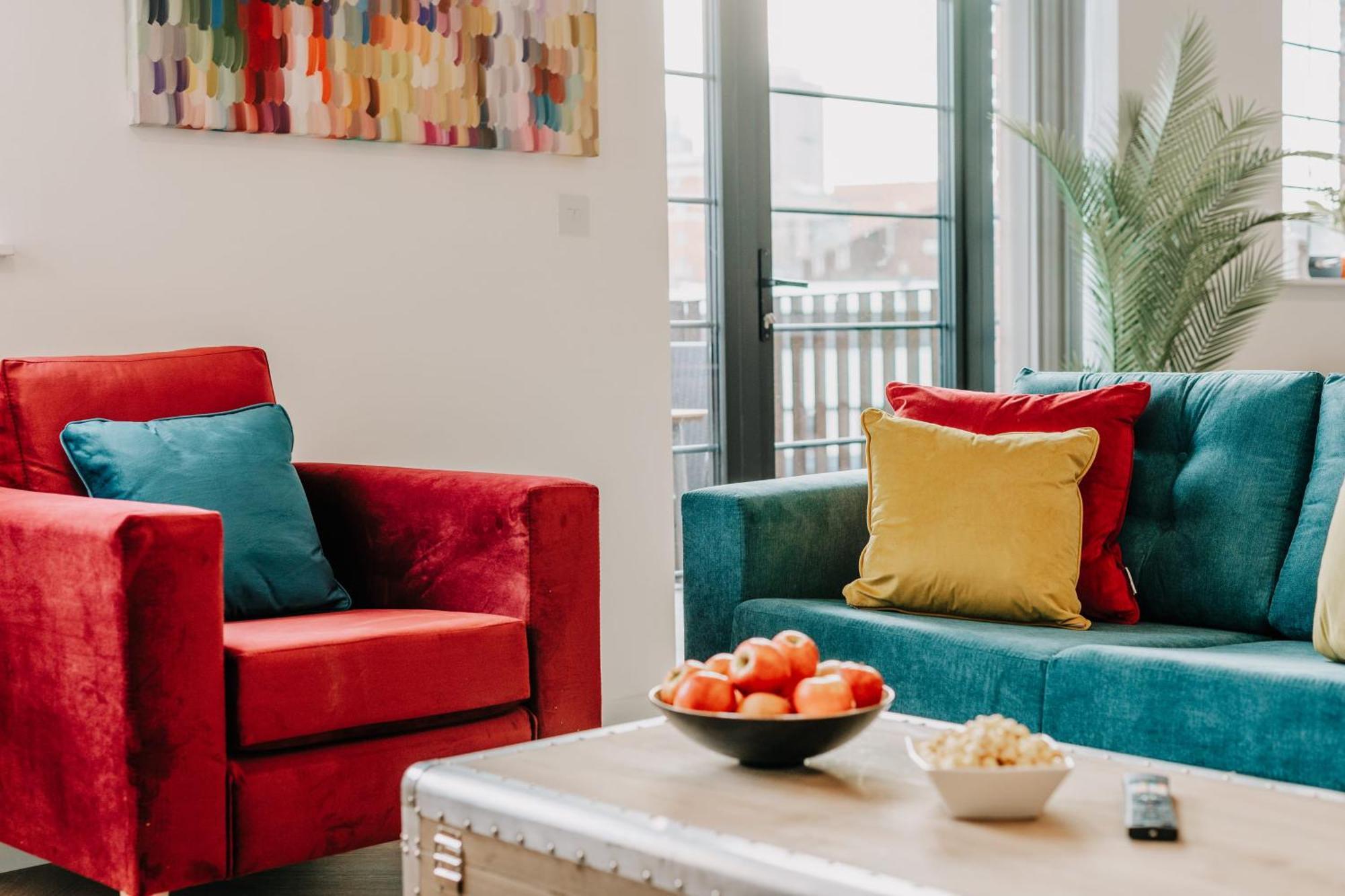 Canal-view Stunning Living, Fast Wifi, Contractors, Family Apartment Birmingham