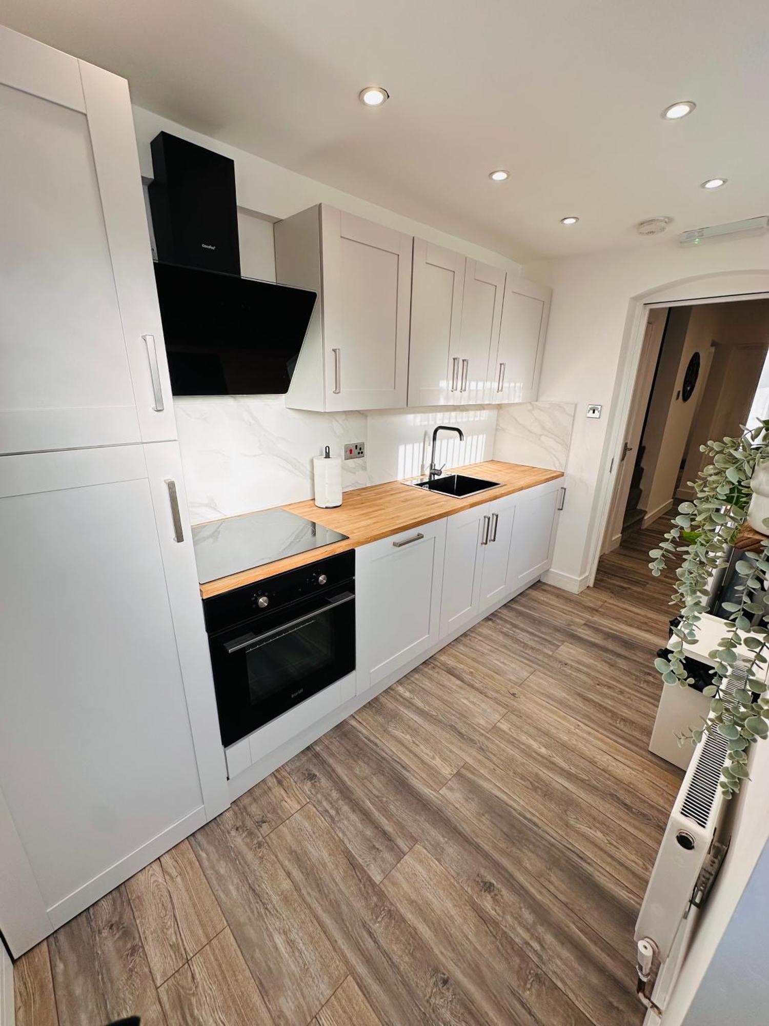 R3 - Newly Renovated Luxury Private En-suite In Harborne Park Road - Birmingham