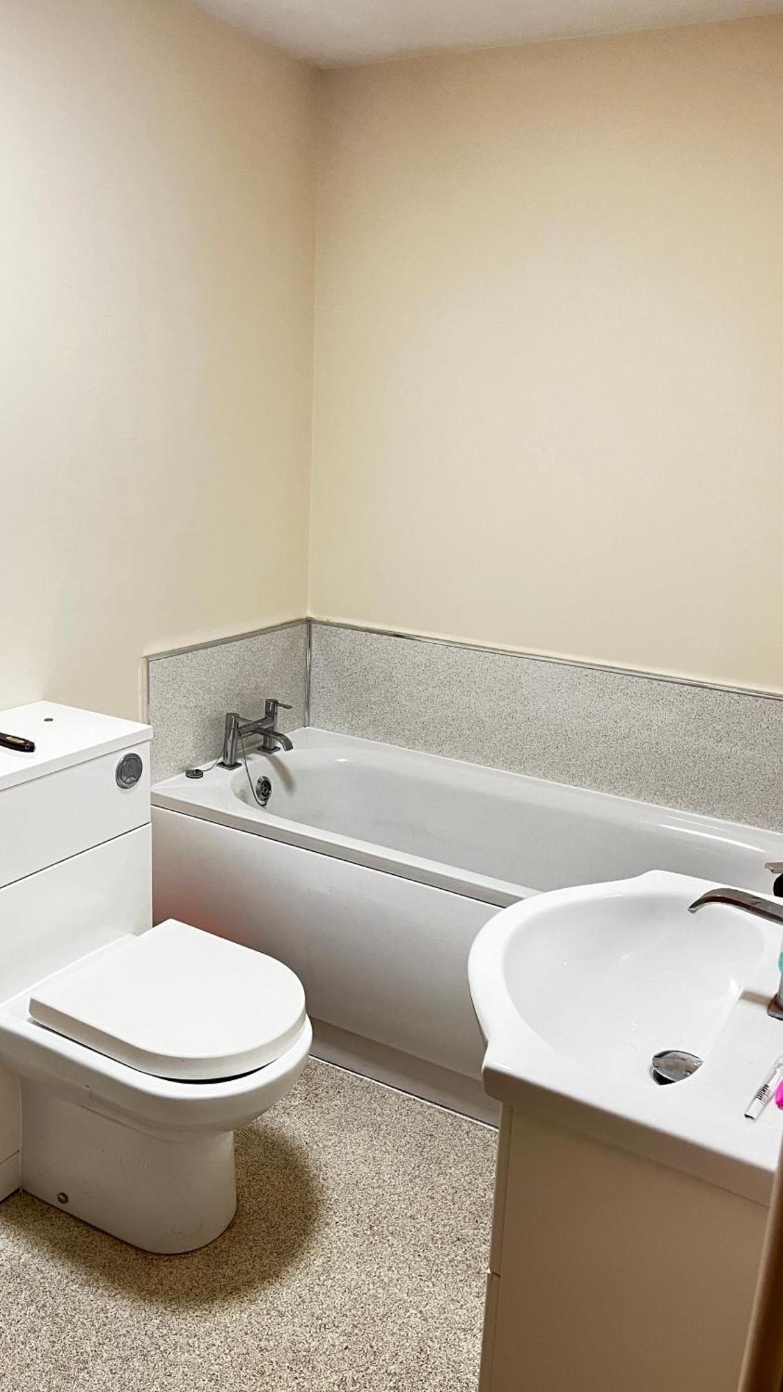 In A Shared Flat Homestay Birmingham