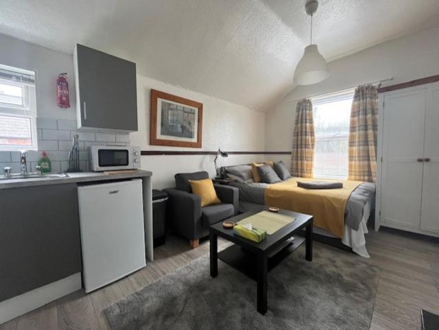Reservoir Apartment