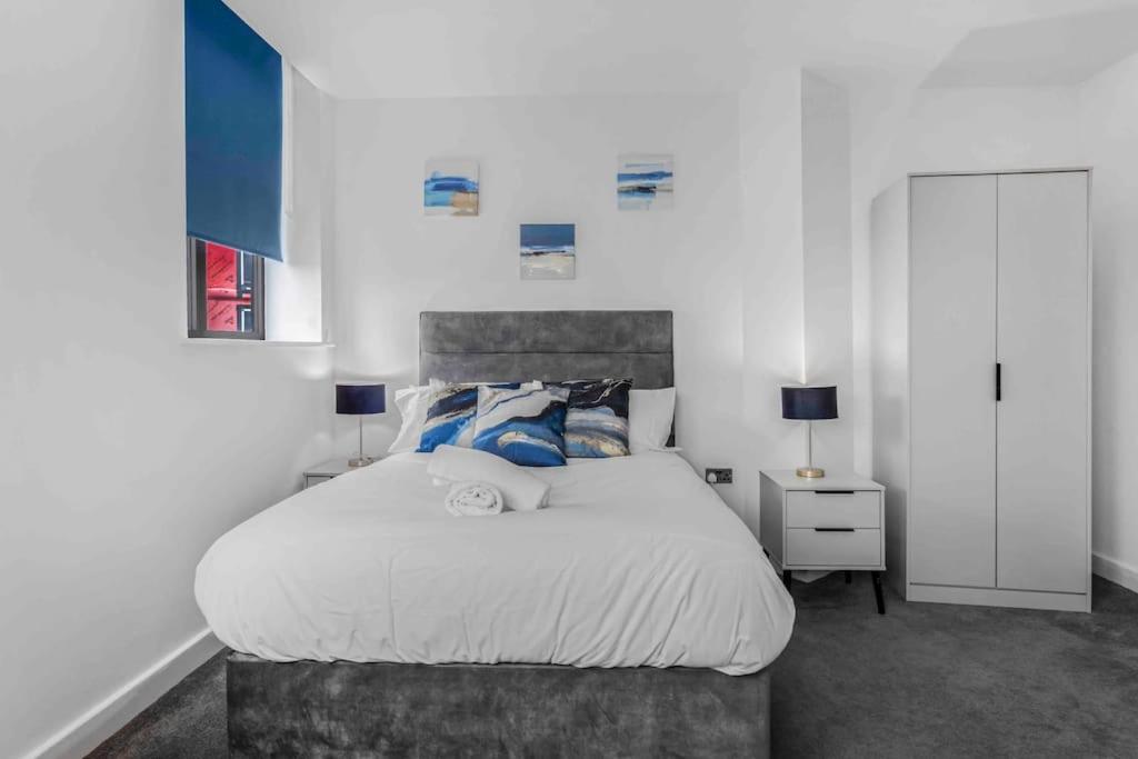 Luxury 2 Bedroom B5 Near China Town & O2 Birmingham