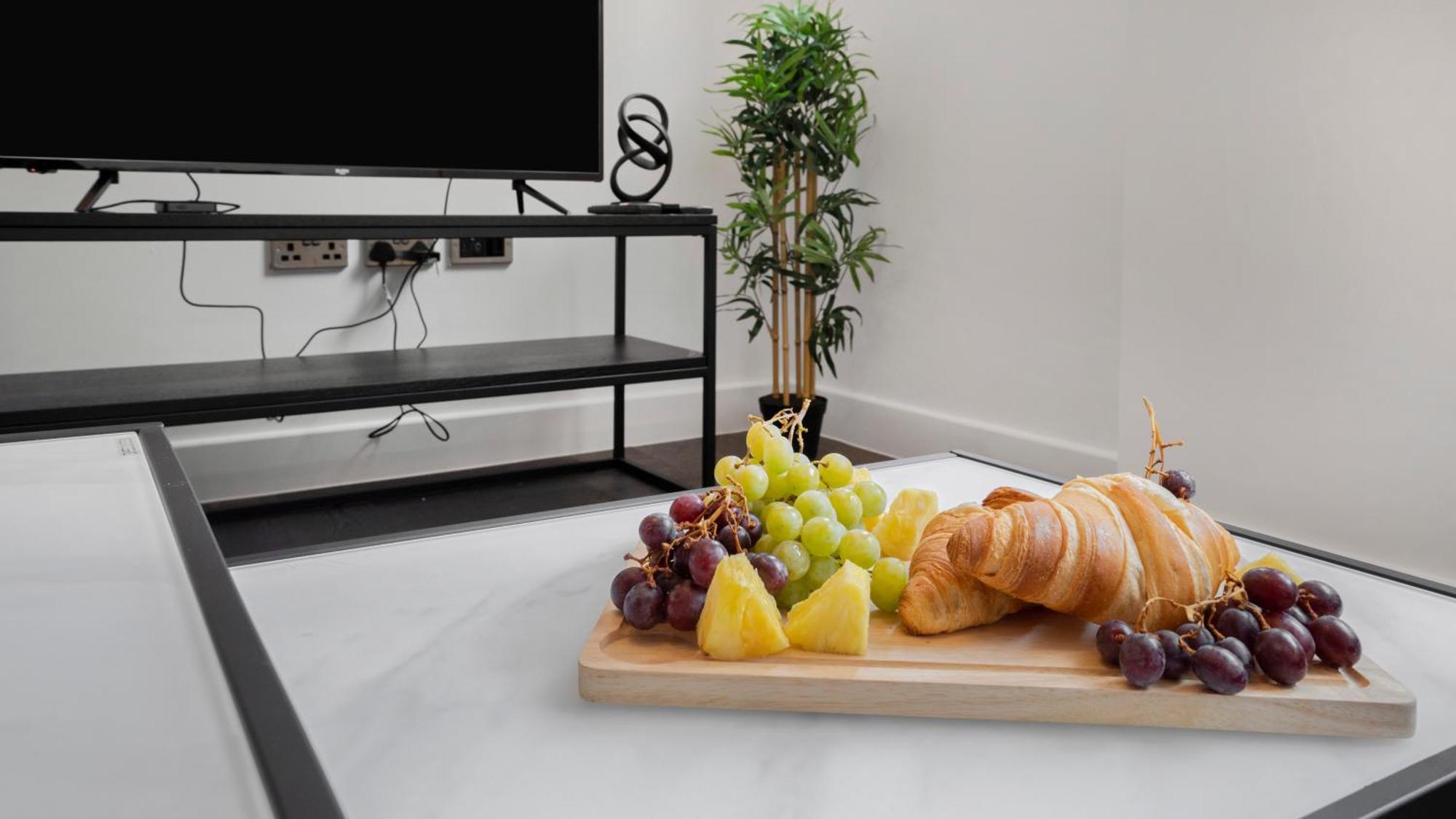 Apartment Lovely 2-bed In *