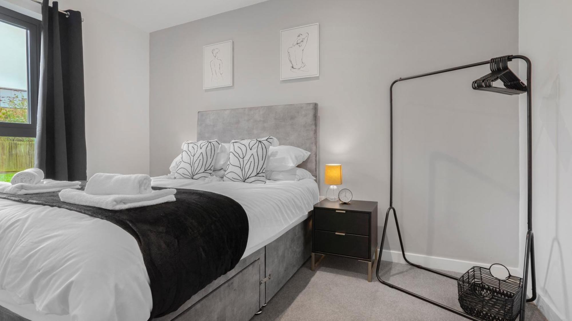 Axium Escape- 2 Bed Apartment, Centre * Birmingham