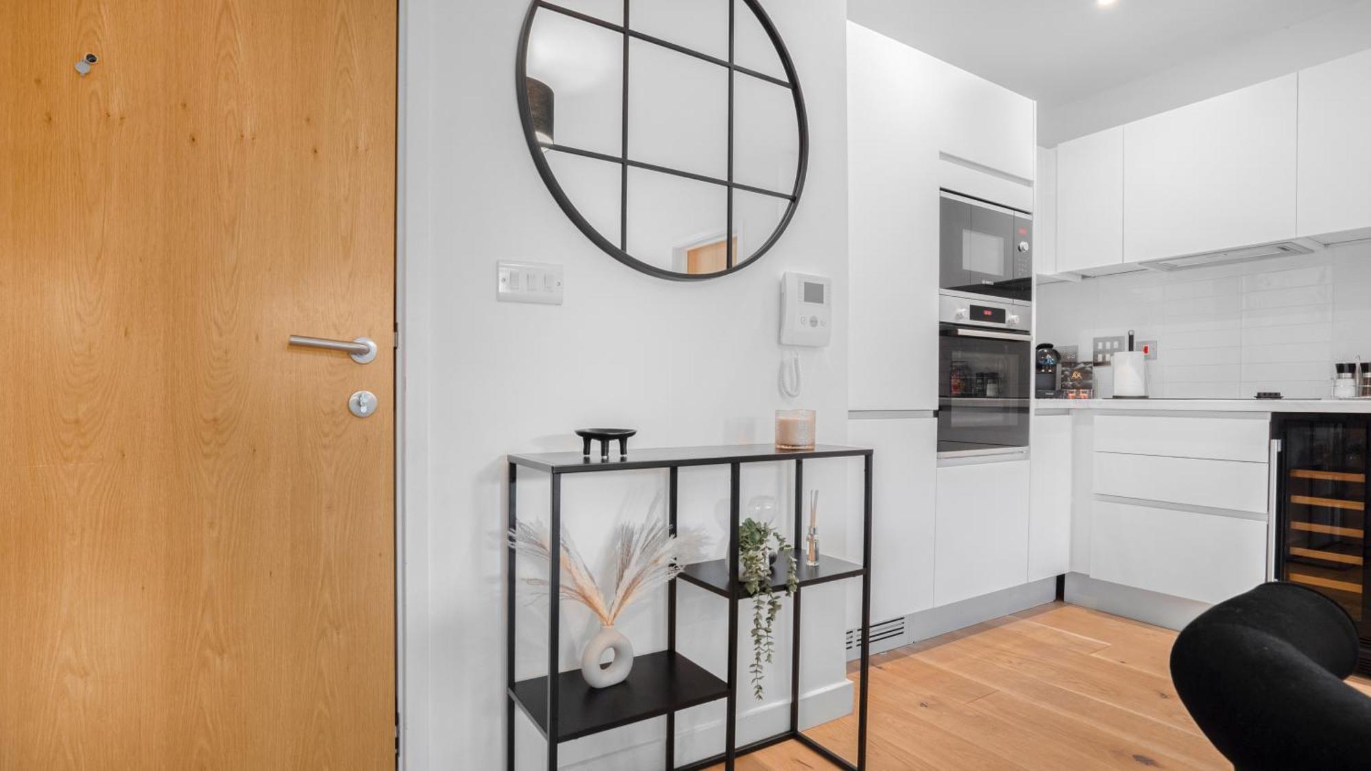 Axium Escape- 2 Bed Apartment, Centre * Birmingham