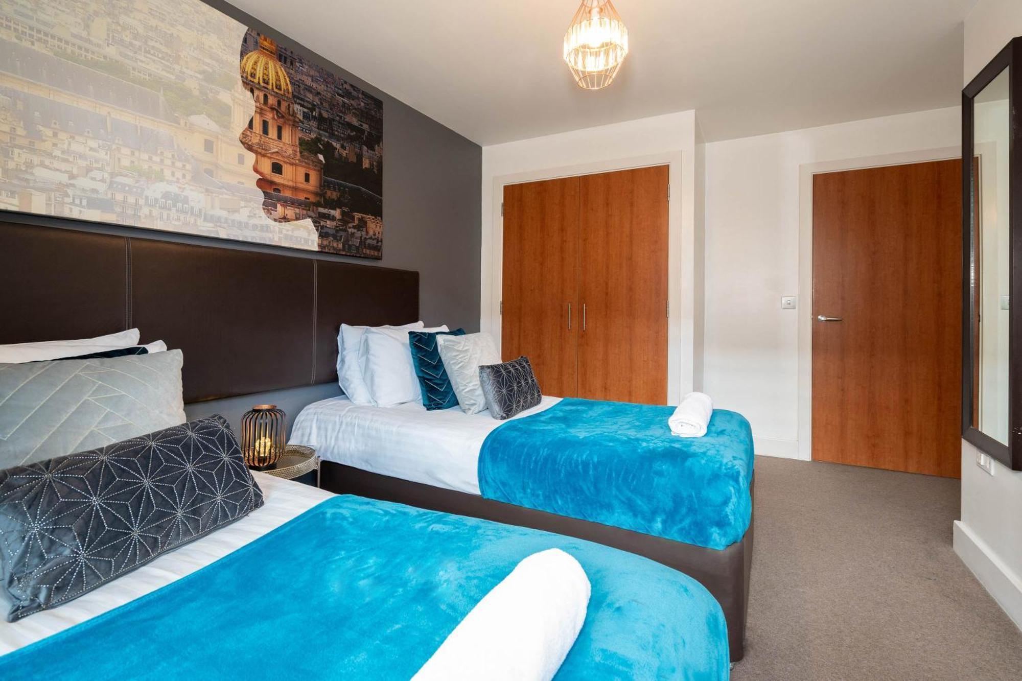 Centre - Balcony - Secure Parking - China Town - Arcadian - 37arc *