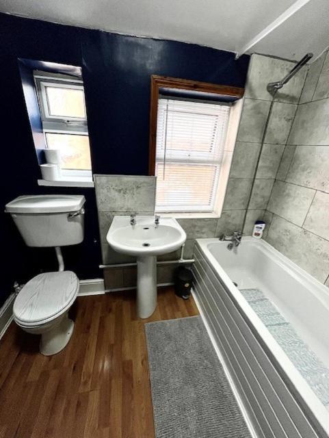 Reservoir Apartment