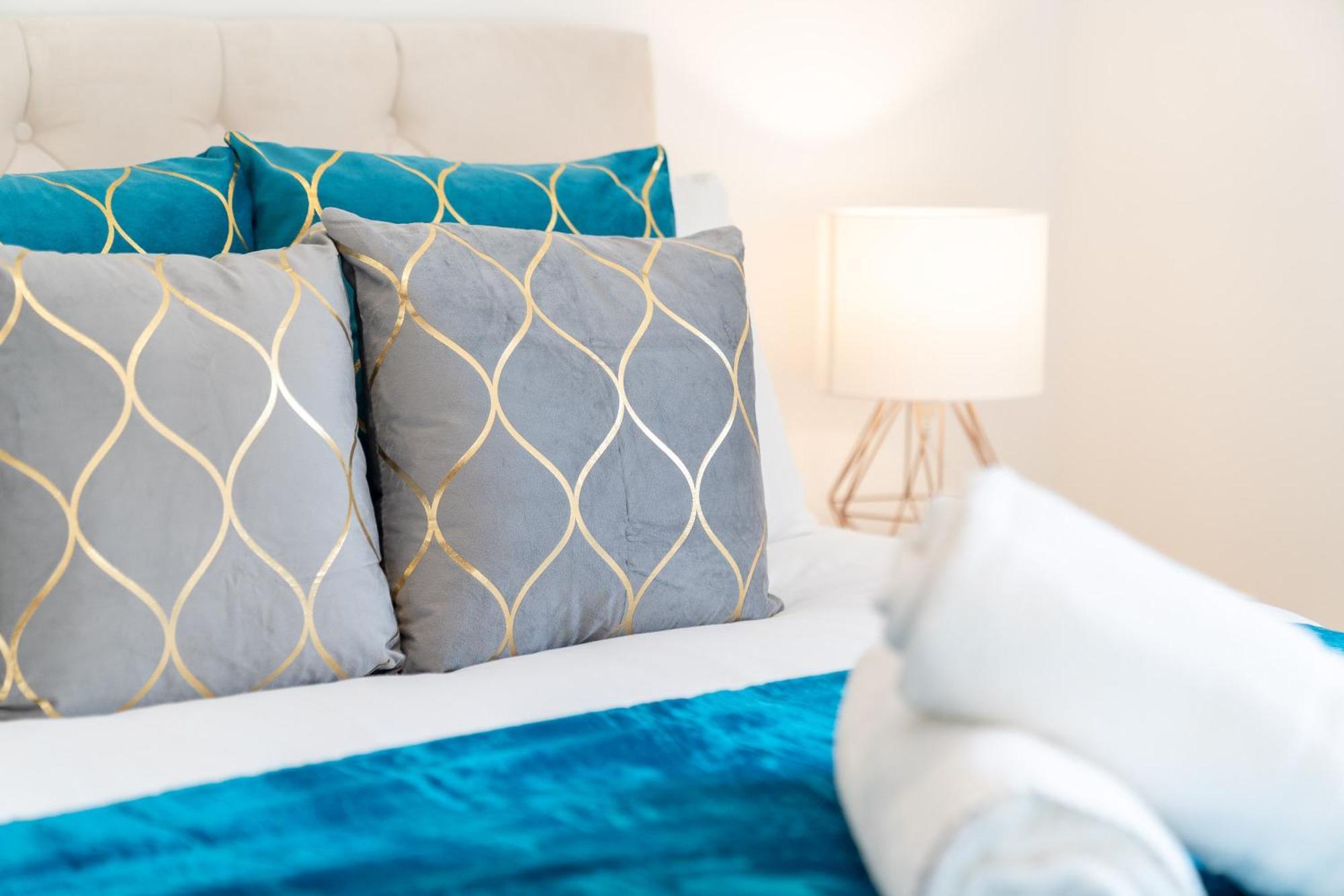 Stylish Centre - 2 Bed - Secure Parking - 5ac Birmingham
