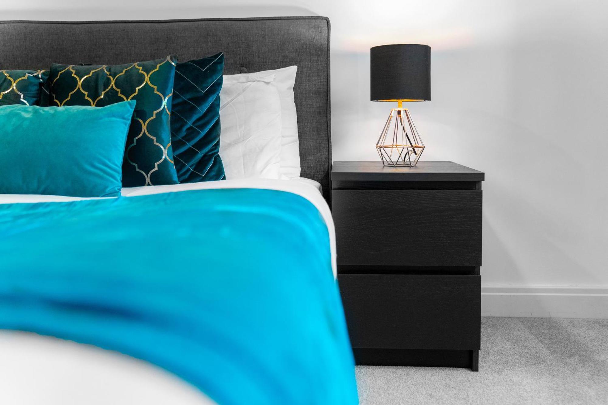 Apartment New Luxe - Secure Parking - Centre - Netflix - Wifi - Rated - 54m