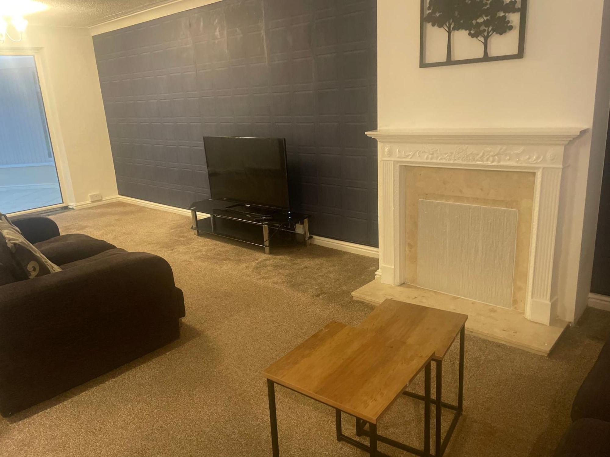 Holiday home 4 Bed Comfy House In Birmingham