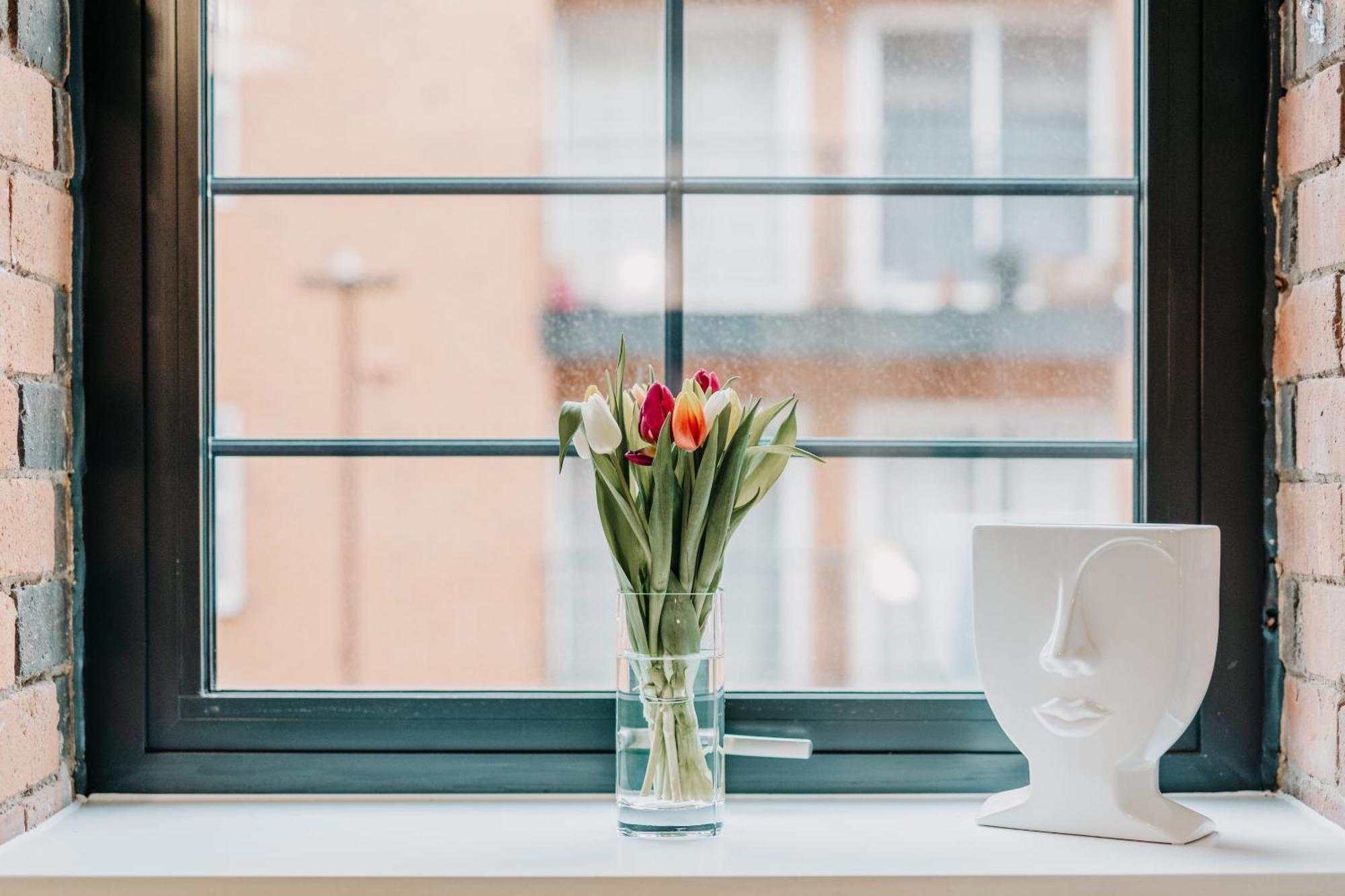 Apartment Restored Grade Ii Stunning Gem, Centre, Fast Wifi, Contractors, Family