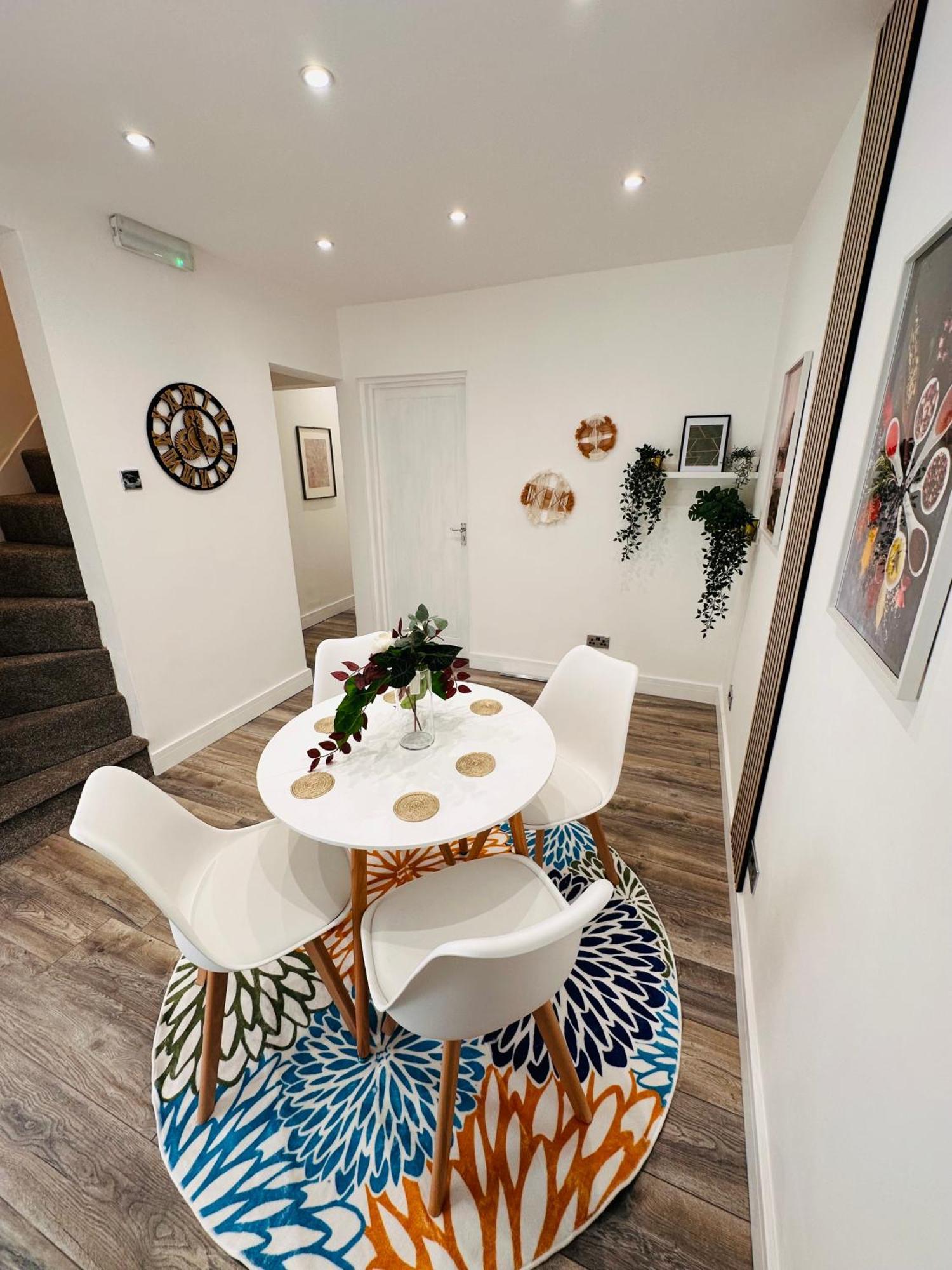 Guest house R4 - Luxury Studio Within A Shared House In Harborne Park Road - Birmingham