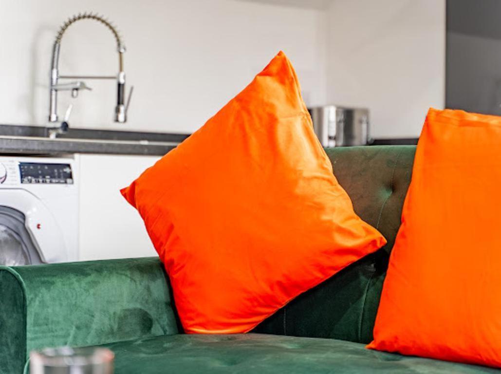 Apartment Warm Vibrant At The Very Close To Centre Birmingham