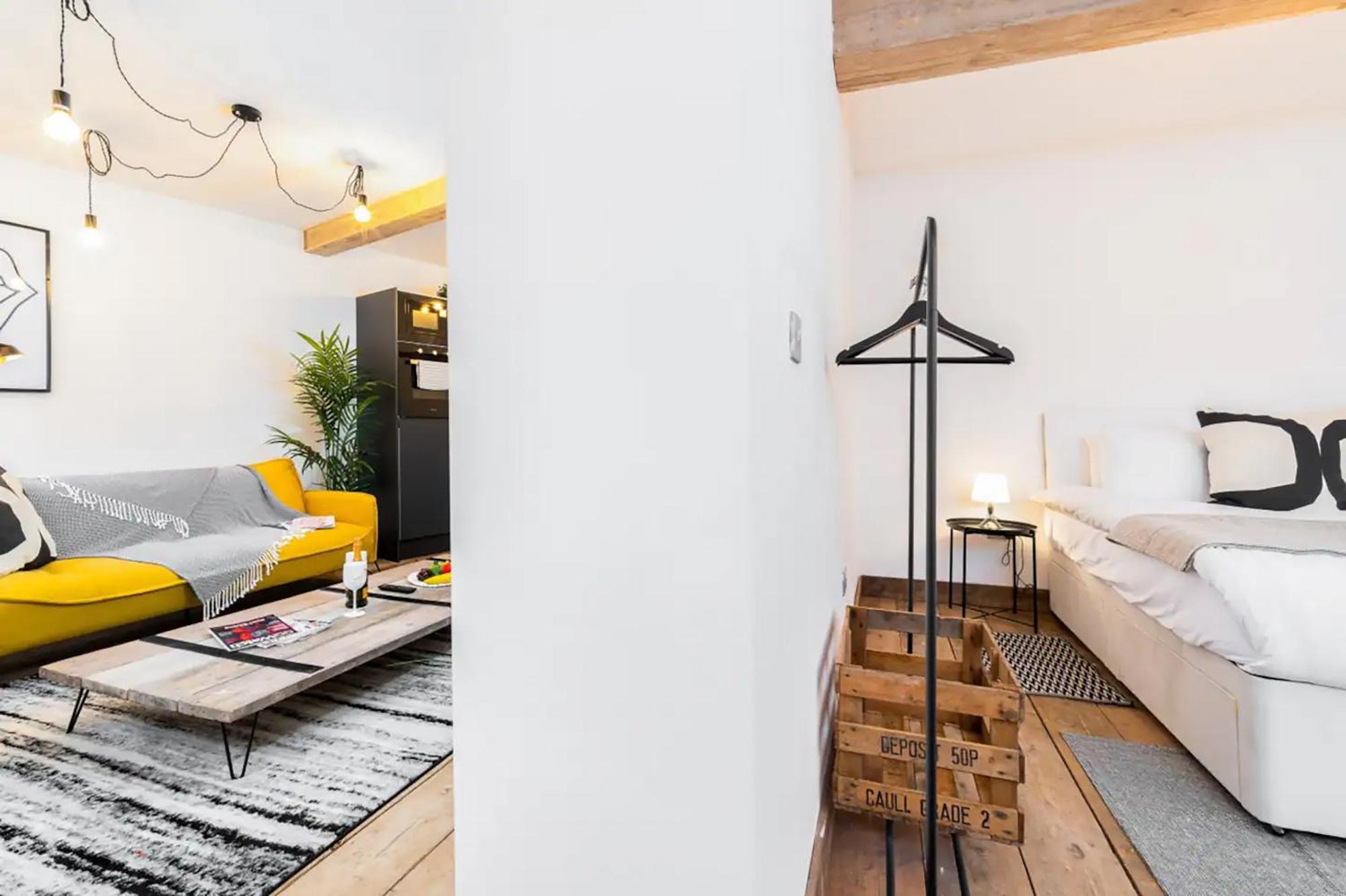 Apartment Loft - Near Centre - Smart Tv- Wifi - Netfix - Parking - Rated - 2nt *