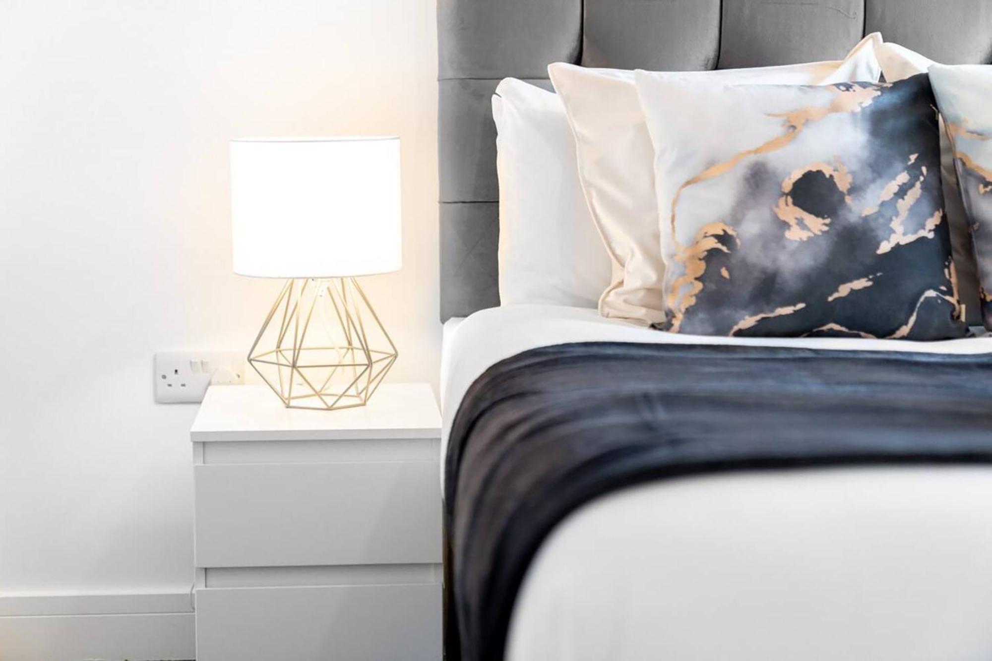 The Marsons Collection - New Luxury - Balcony - 2 Bedrooms - Secure Parking - 1mc * Birmingham