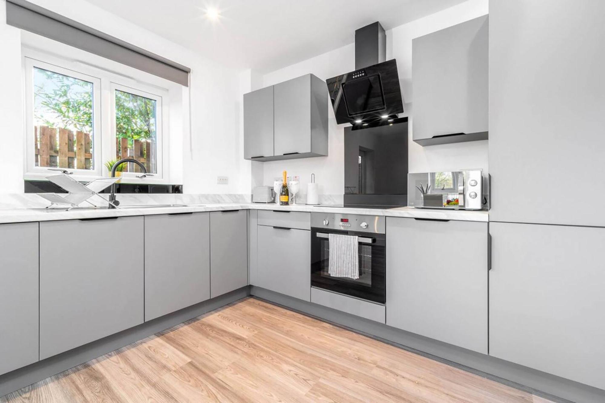 Apartment The Marsons Collection - New Luxury - Balcony - 2 Bedrooms - Secure Parking - 1mc