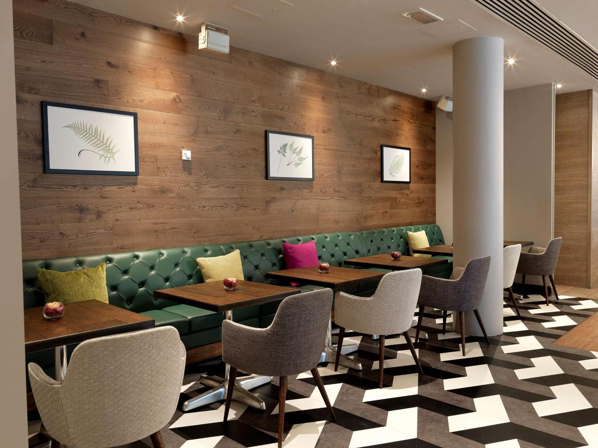 Hilton Garden Brindley Place 4* Birmingham
