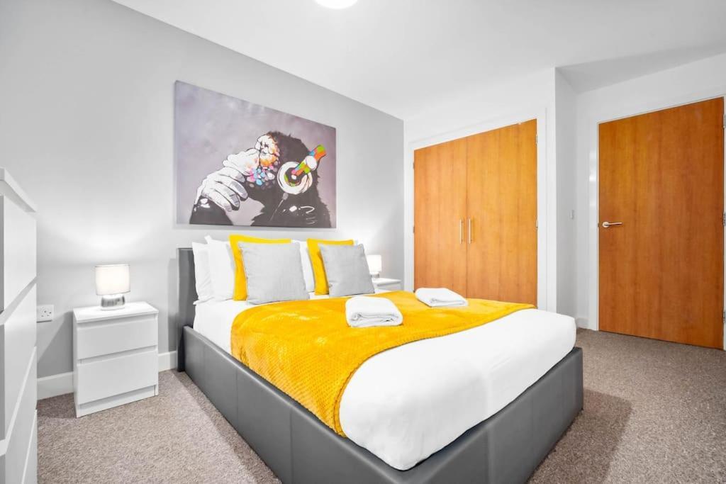 Apartment Urban 1br + Free Parking By Azura Nights Birmingham