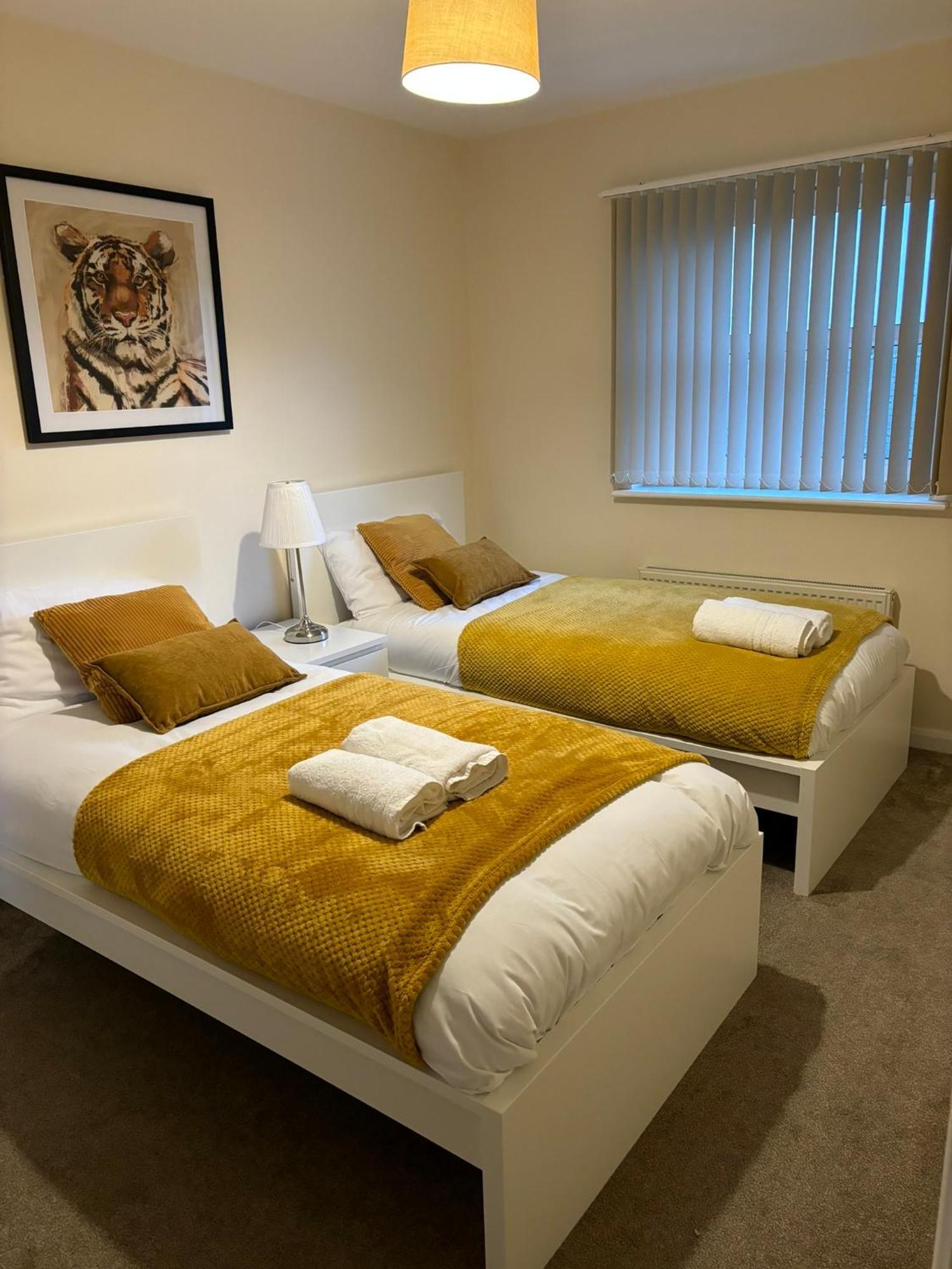 Business Hub: Spacious 2-bedroom Near Nec & Centre Birmingham