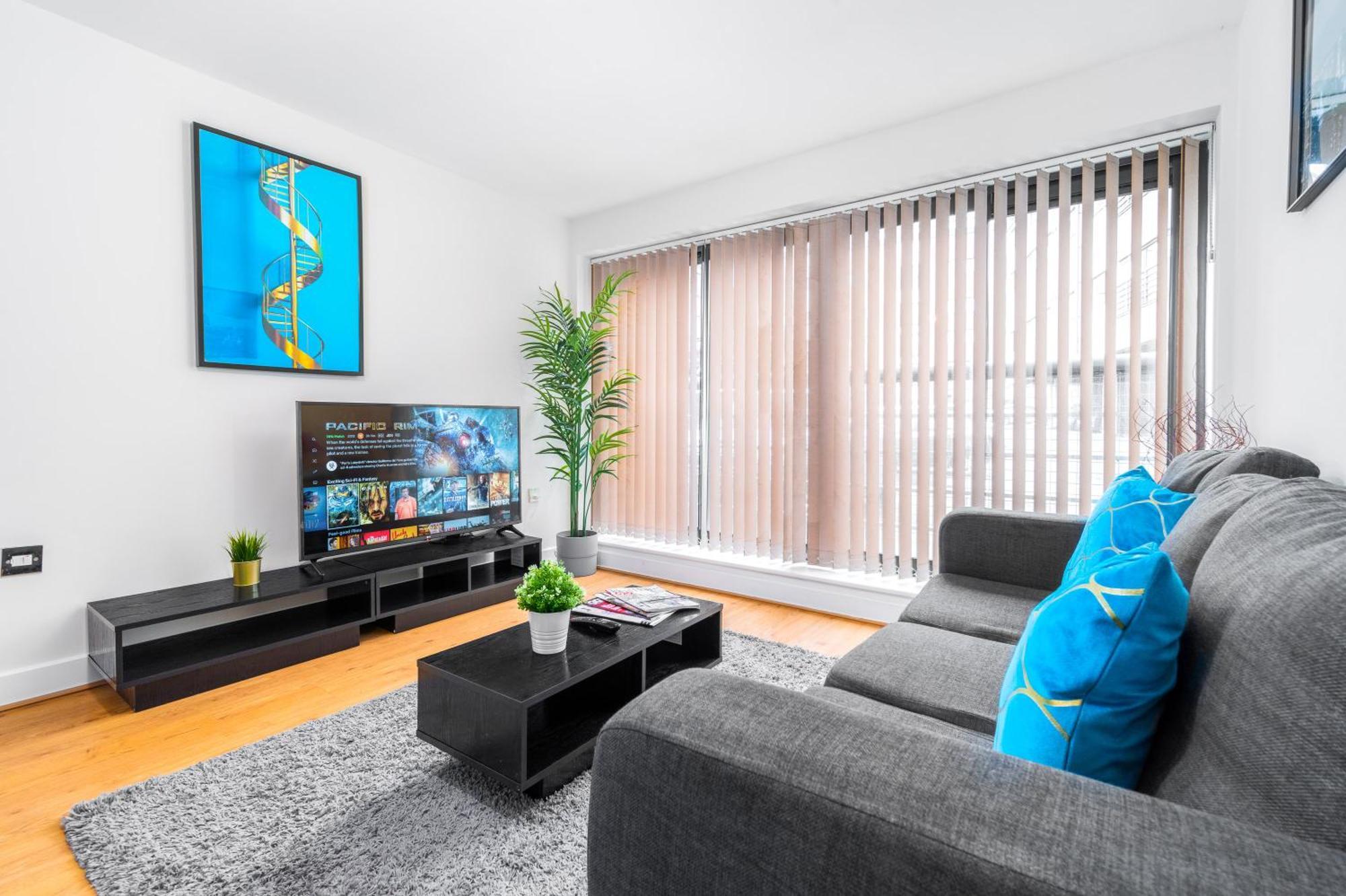 Apartment Centre - Two Bed - Digbeth - Secure Parking - Netflix - Wifi - 15a Birmingham