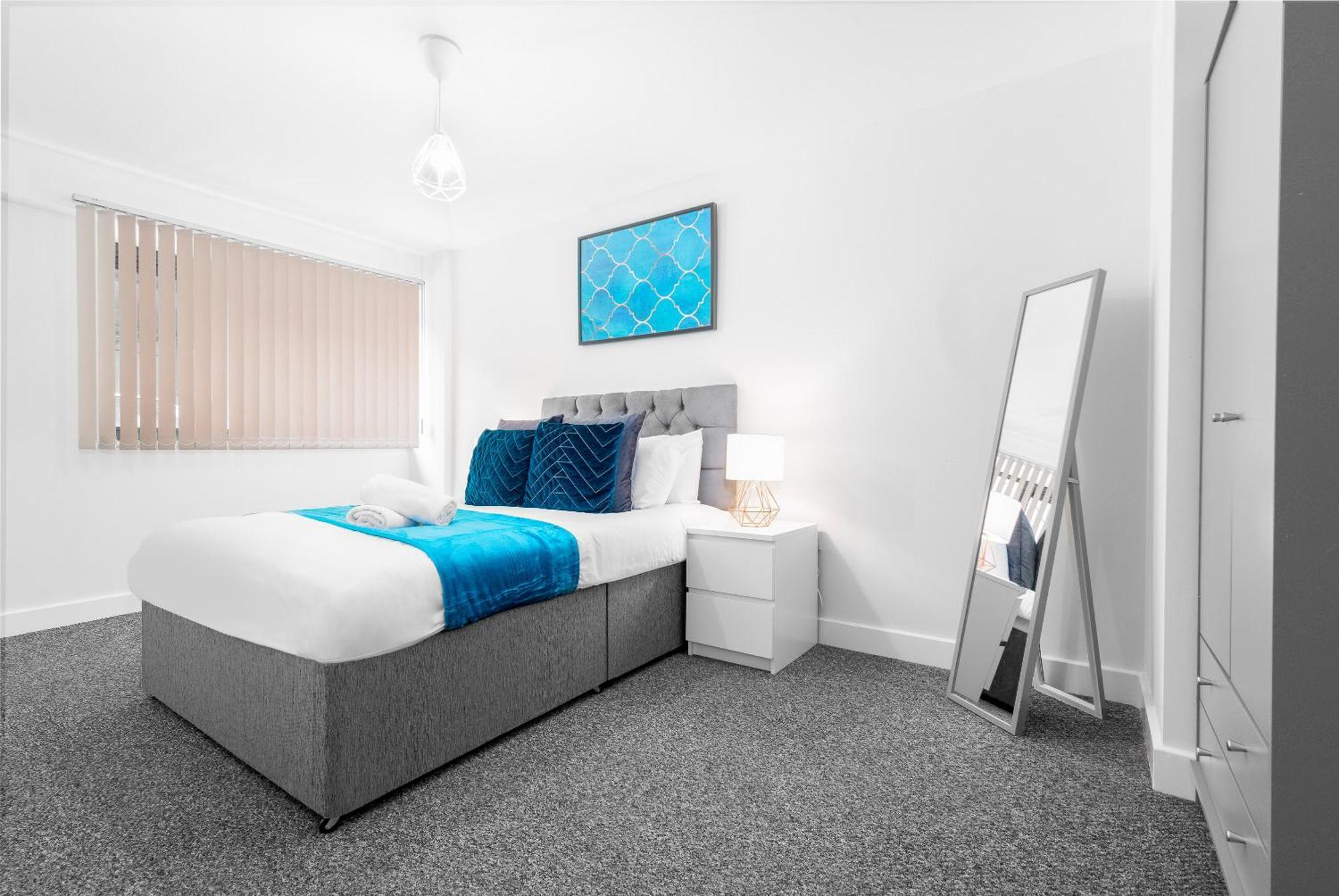 Centre - Two Bed - Digbeth - Secure Parking - Netflix - Wifi - 15a Apartment Birmingham