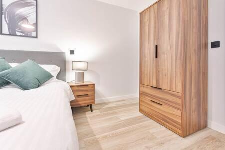 Lovely 1 Bed * Birmingham