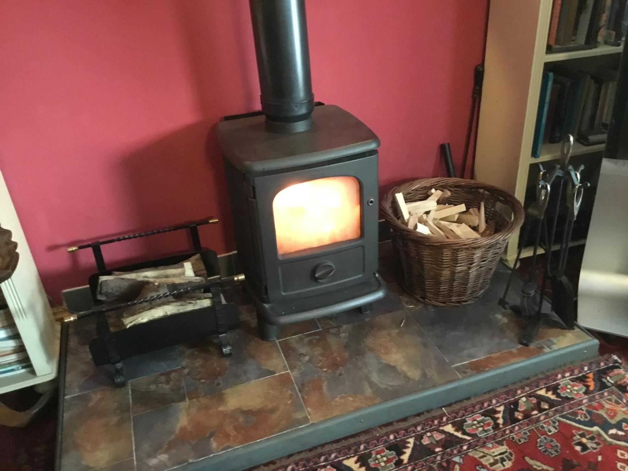 Lowri 5* Shenstone